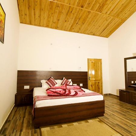 Chaman Vatika Hotel กูลู ภายนอก รูปภาพ