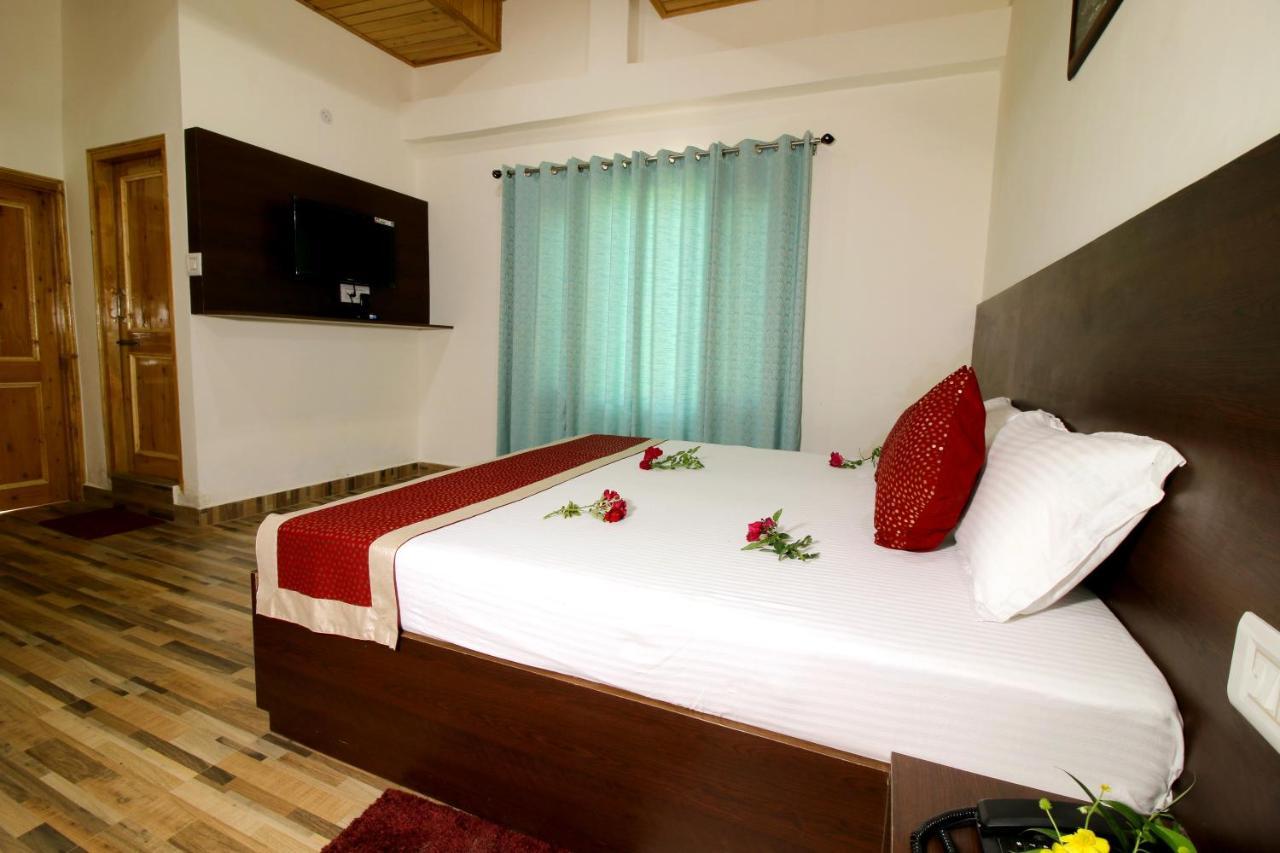 Chaman Vatika Hotel กูลู ภายนอก รูปภาพ