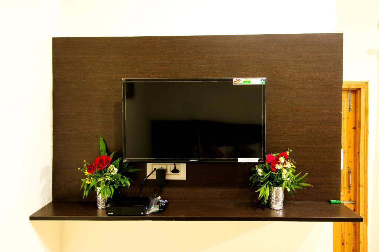 Chaman Vatika Hotel กูลู ภายนอก รูปภาพ